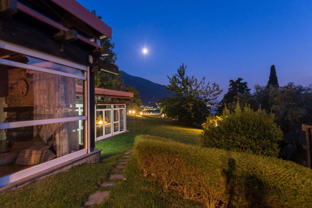 Villa Meraviglia - Villa With Breathtaking Lake Como Views Colico Exterior foto